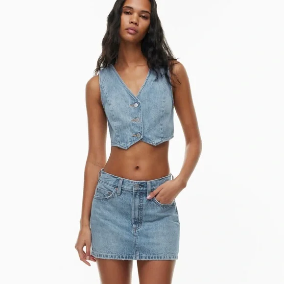 NWT Aritzia Denim Forum ‘90s Mis Cropped Denim Vest - Picture 2 of 2